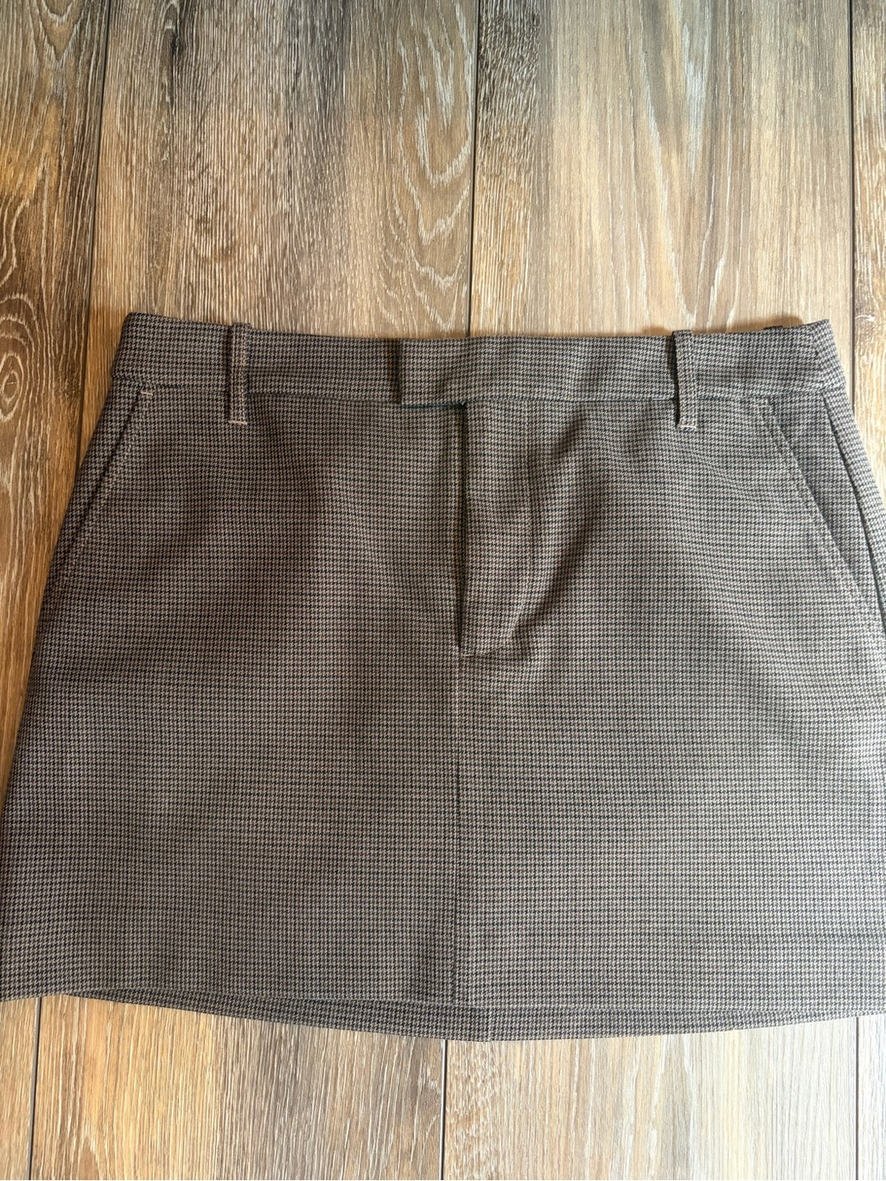 GAP Houndstooth Mini Skirt